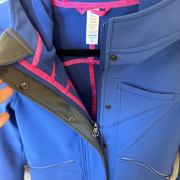 Ivivva by Lululemon Girls Fleece Lined Raincoat Size 12 Barely Worn EUC - Picture 8 of 9